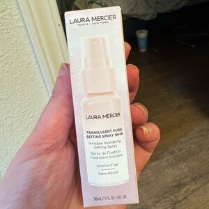 Laura Mercier Translucent Pure Setting Spray 16HR